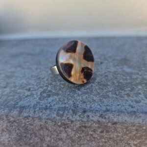 Verstelbare ring.